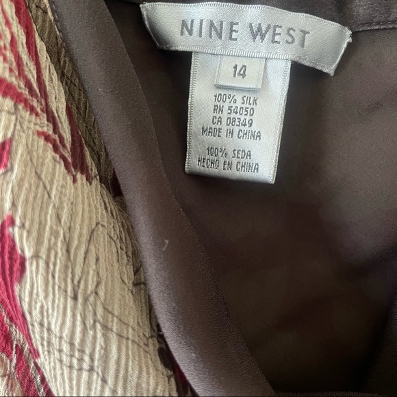 Nine West Silk Surplice Sleeveless Top 14 - Picture 6 of 10